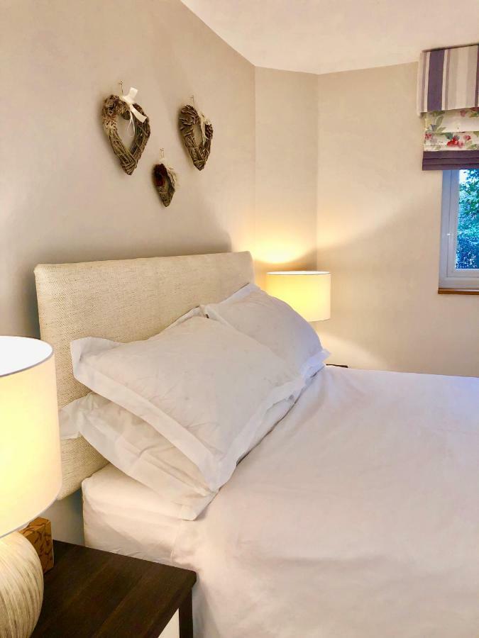 Laurels Bed and Breakfast Felsted Exterior foto